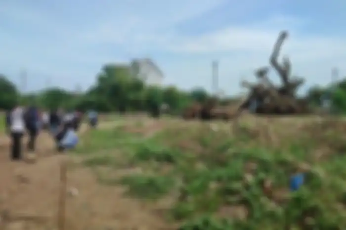 Suasana peninjauan trek Formula E di Taman Impian Jaya Ancol, Jakarta Utara yang dilakukan oleh Komisi B DPRD DKI bersama Jakpro, Rabu (29/12/2021).    