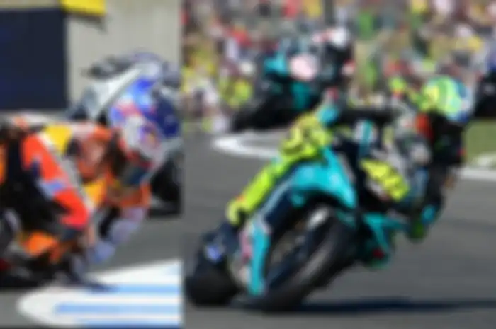 Gak ada nomor start 1 dan 46 jelang MotoGP Indonesia 2022 di sirkuit Mandalika. Angka 1 dipakai Casey Stoner di 2012 (kiri). Angka 46 dipakai Valentino Rossi musim lalu (kanan)
