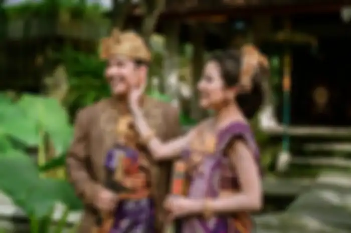 Jauh sebelum kepergok ciuman saat merayakan malam tahun baru di Bali, rupanya Ayu Aulia sudah berani ajak Zakir Daulay foto di tempat ini.