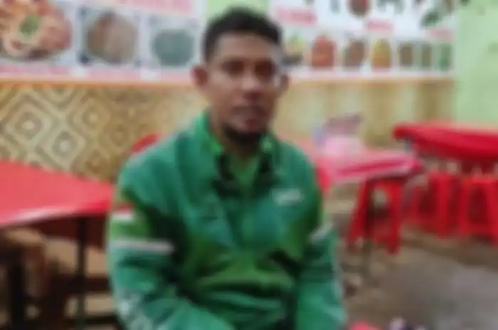 Miris, driver ojol malah kena pukul oknum polisi saat melapor kehilangan motor.