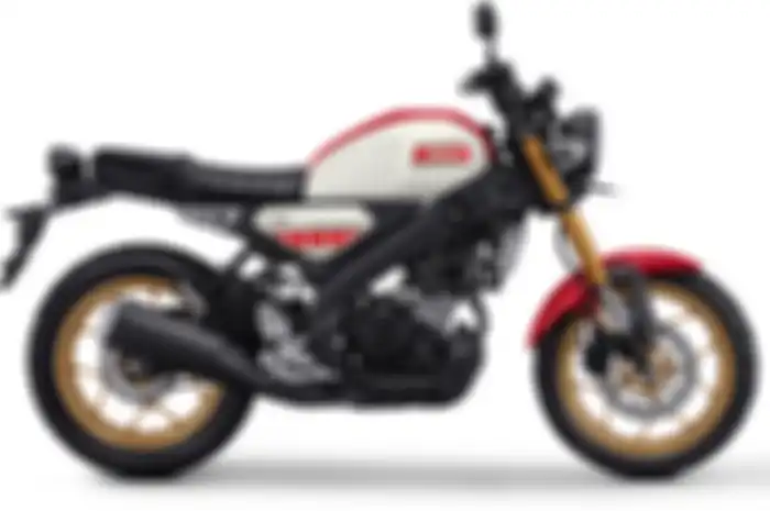 Ada edisi spesial Yamaha XSR 155 punya tema merah putih mirip bendera Indonesia. Ini dia Yamaha XSR 155 WGP 60th Anniversary.