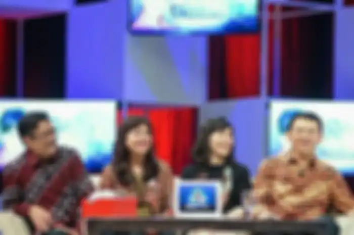 Ahok kesal mendapati ulah mantan istrinya yang dikabarkan memfitnah Puput Nastiti. Kini, Veronica Tan makin moncer dengan bisnis baru.