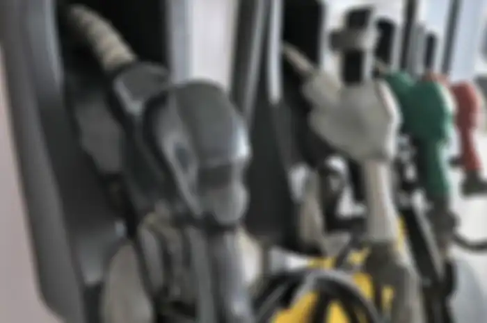 Ilustrasi nozzle bensin. Wow, di negara ini isi bensin full tank Yamaha NMAX tembus Rp 290 ribuan, masih mending di Indonesia?