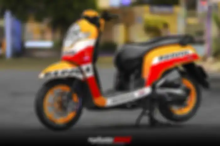 Ilustrasi modifikasi motor Honda Scoopy. THR Lebaran masih sisa, coba repaint cat full bodi Honda Scoopy modal Rp 1,3 jutaan yuk!