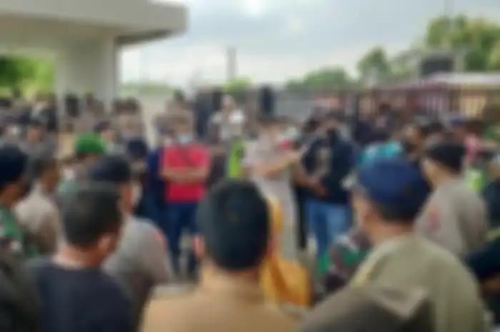 Dulunya jual tanah sampai kaya mendadak, warga kampung miliarder Tuban kini malah menyesal.