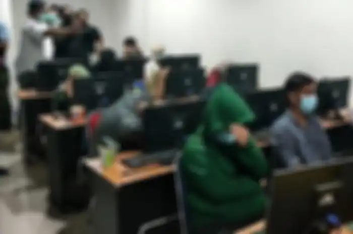 Terbongkar gaji debt collector pinjaman online alias pinjol ilegal, sehari bisa tagih utang ke 100 debitur.