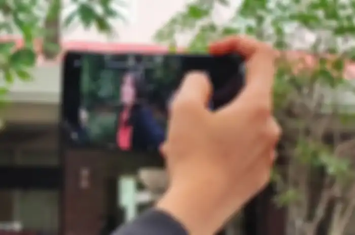 HP OPPO Reno dengan Sony IMX 709