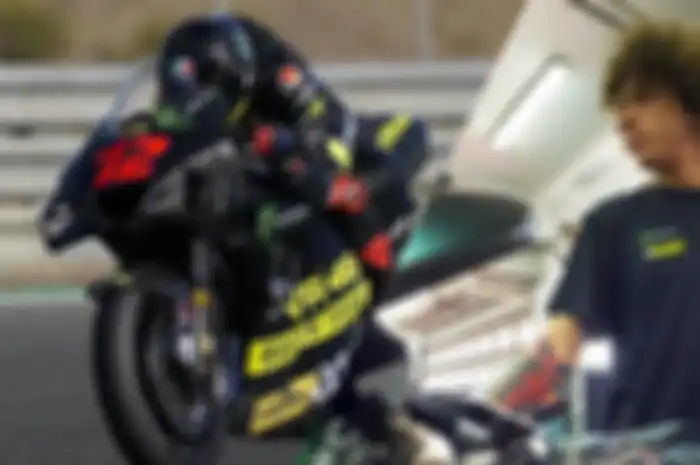 Murid Valentino Rossi Marco Bezzecchi punya ritual seperti gurunya, pasang atribut sendiri di motor MotoGP-nya dan dikasih nama Marianna biar akrab