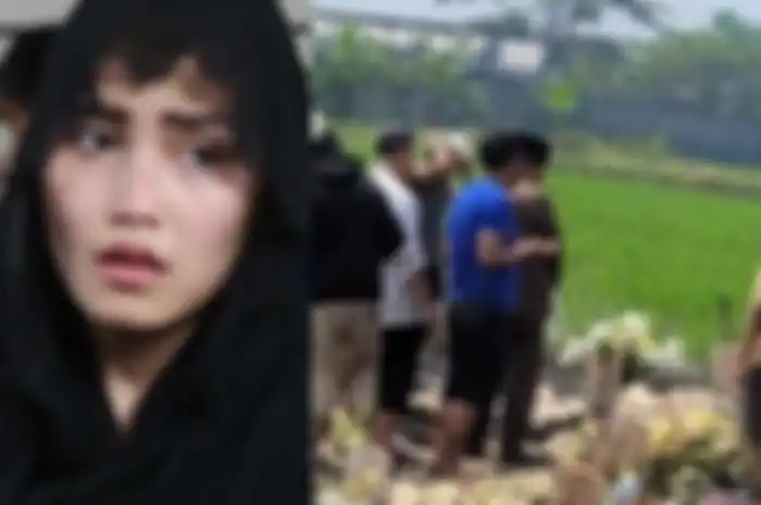 Ayu Ting Ting berduka, keluarga Ayah Rozak hancur hatinya kehilangan orang tercinta meninggal dunia, akun instagram Umi Kalsum banjir ucapan belasungkawa