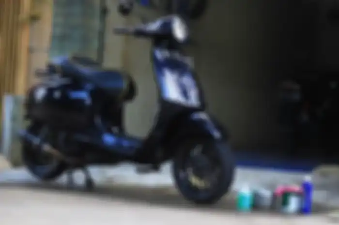 Ternyata gampang, begini cara poles motor sendiri agar body tetap kinclong di rumah.