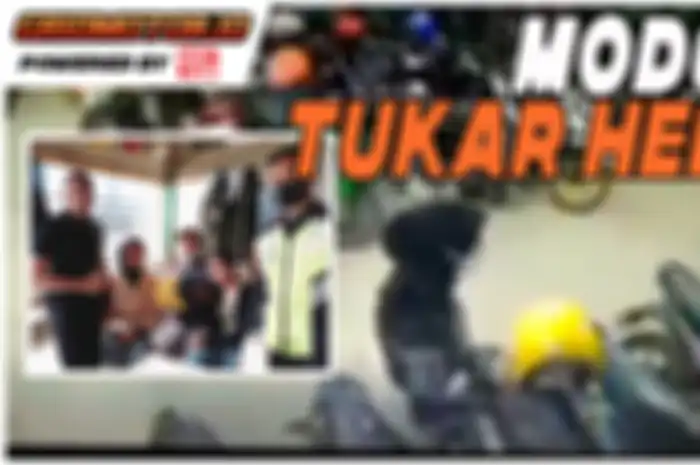 Unik nih modus maling helm yang satu ini, dengan cara menukar helmnya di parkiran motor.