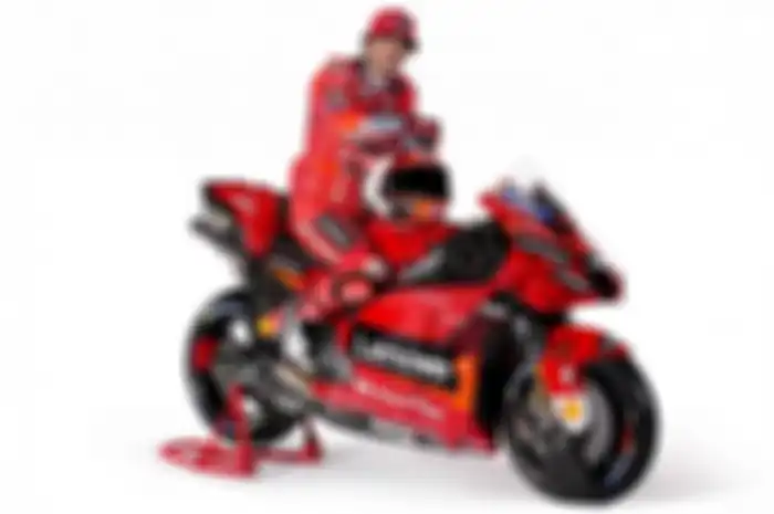Sah, murid Valentino Rossi yakni Francesco Bagnaia resmi perpanjang kontrak bareng Ducati sampai MotoGP 2024.
