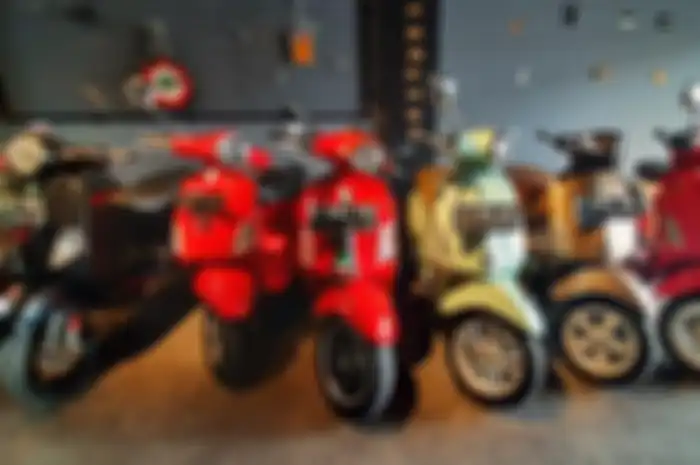 Cara cek motor bekas Vespa matic yang masih layak untuk dibeli, jangan nyesel belakangan bro.