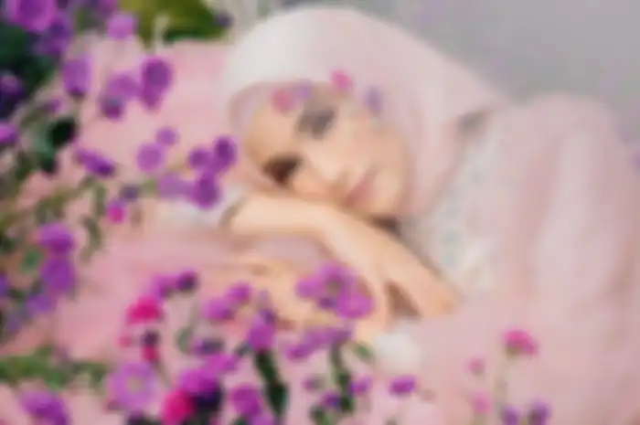 Potret cantik Nadya Mustika. () 