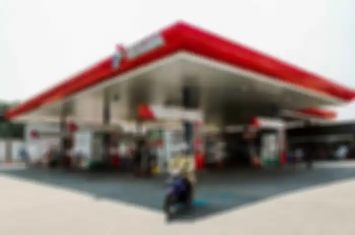 Ilustrasi SPBU Pertamina. Harga bensin Pertamina ada yang naik Rp 1000 per liter mulai hari ini.