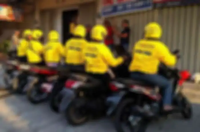 Rusia menggempur Indonesia lewat ojek online (ojol) yang resmi beroperasi, tarif ojol asal Rusia ini lebih murah dari Gojek dan Grab