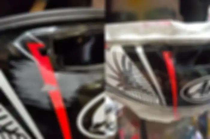 Arai RX-7 Nakano Sakura setelah repair cat