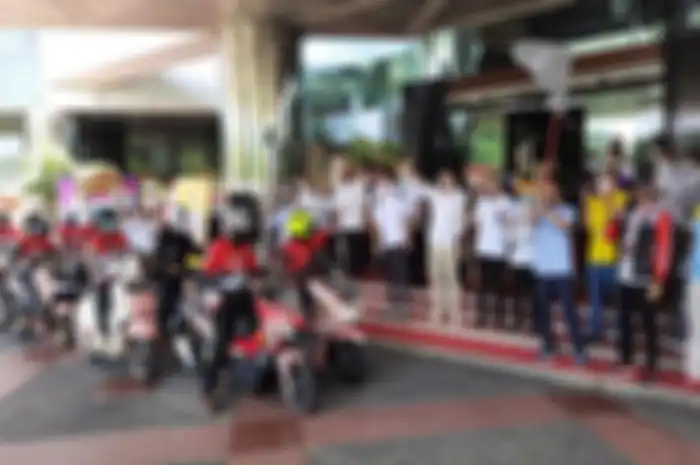 Rombongan Ride to Mandalika MotoGP 2022, begini pesan Sandiaga Uno.