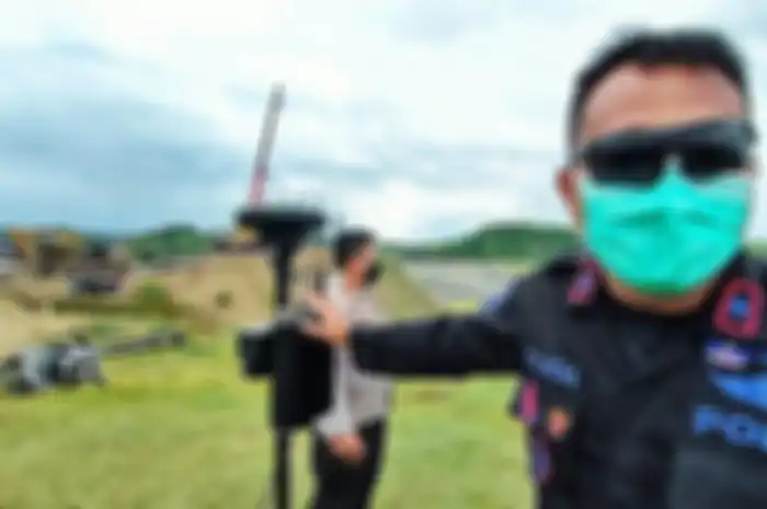 Polisi memasang alat jammer drone untuk melumpuhkan drone ilegal, ada 18 drone yang dipaksa turun di sekitaran Sirkuit Mandalika.