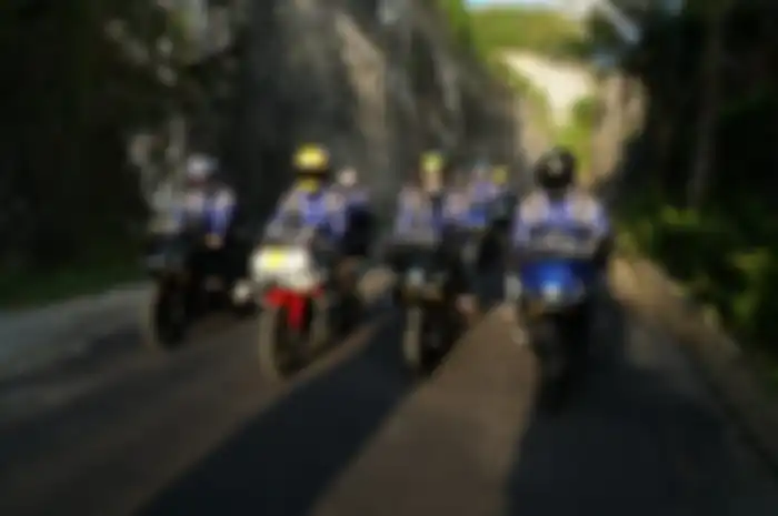 Riding naik Yamaha R15M ke MotoGP, jadi puncak bLU cRU Fun Riding Road to Mandalika.