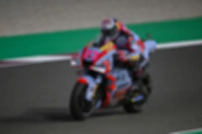 Pembalap Gresini Racing, Enea Bastianini masih berada di puncak klasemen MotoGP 2022 sementara.