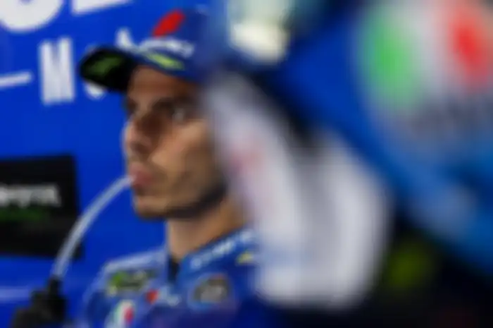 Pembalap tim Suzuki Ecstar, Joan Mir sebut gelaran MotoGP Indonesia 2022 di sirkut Mandalika, Lombok, NTB sangat 'aneh'.