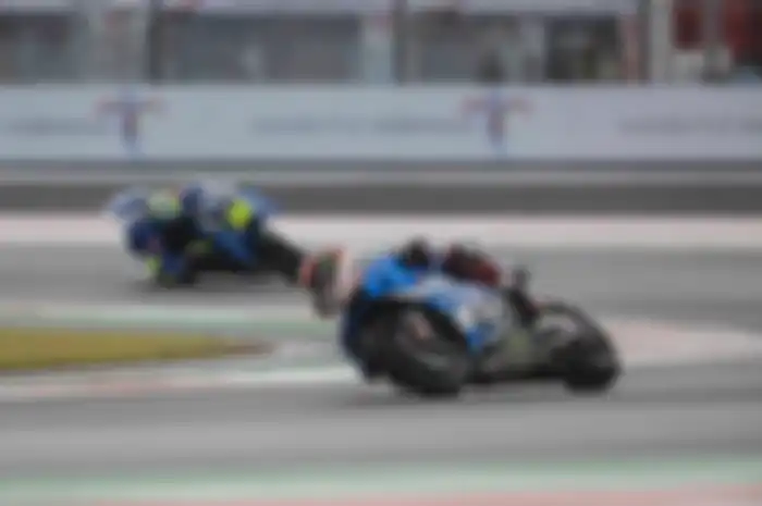 Pembalap Suzuki Ecstar, Alex Rins mendapat oleh-oleh aspal sirkuit Mandalika usai MotoGP Indonesia 2022, begini penjelasan pengamat.