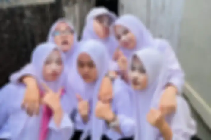 Putih Abu-Abu