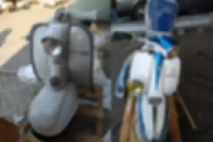 Harta karun 2 motor klasik Lambretta siap dilelang, harga mulai Rp 40 jutaan kolektor motor burusan sikat.