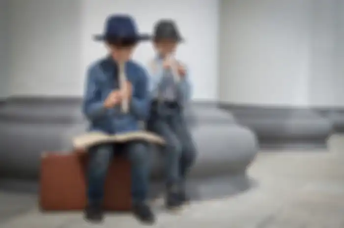 Ini jawaban Contoh Lagu Bertangga Nada Mayor dan Minor yang menjadi soal dalam buku tematik kelas 5 SD tema 2 halaman 49. 