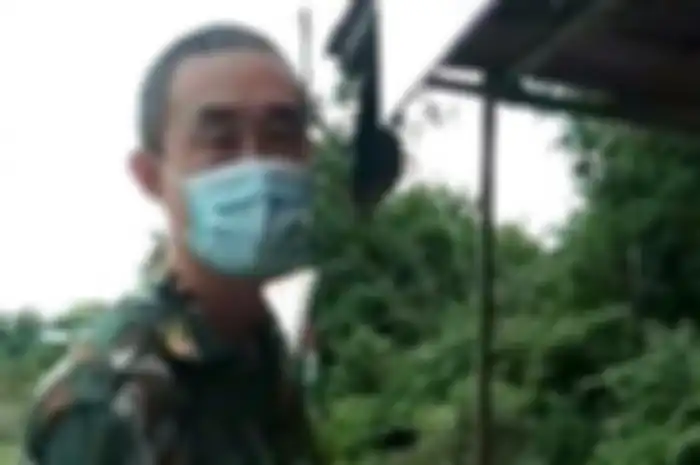 Video yang memperlihatkan seorang Warga Negara Asing (WNA) yang bekerja di proyek Pembangkit Listrik Tenaga Uap (PLTU) 3-4 di Nagan Raya memakai pakaian mirip militer Cina sempat heboh.