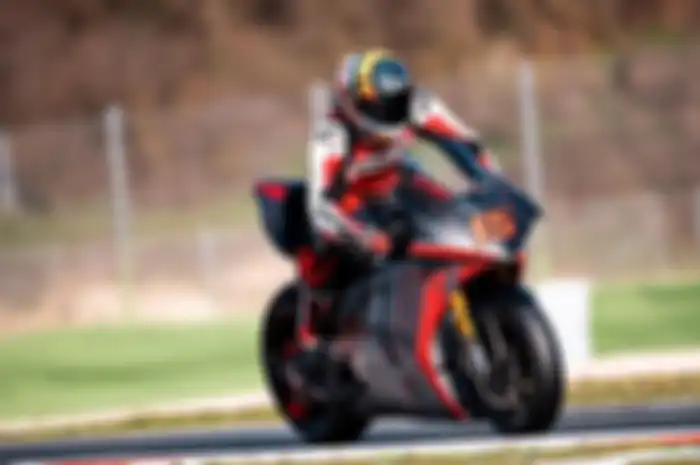 Ducati kembali menguji coba motor listrik balap Ducati V21L di sirkuit, siap untuk MotoE 2023?