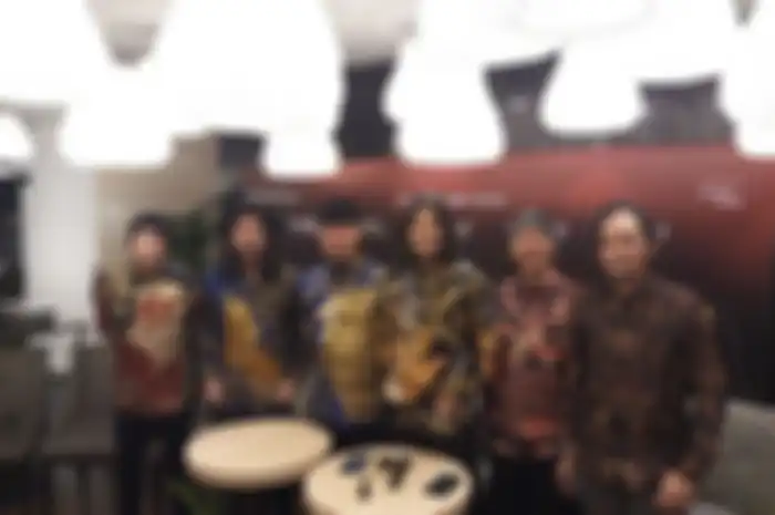 Dewa 19 bersama Ello dan Virzha dalam konferensi pers 30 tahun band