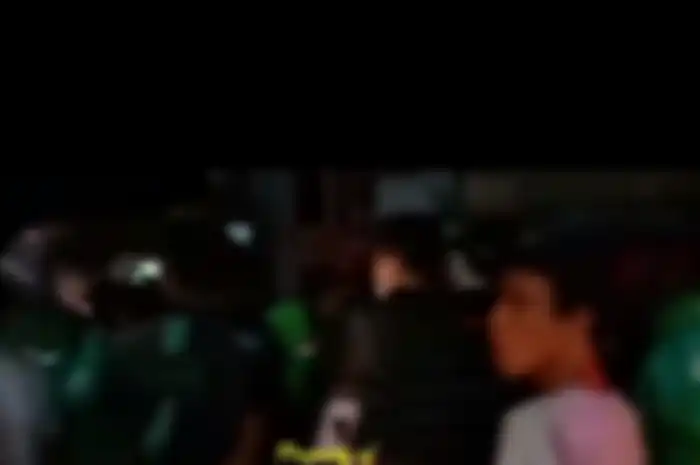 Seorang driver ojek online (ojol) berinisial IM (36) tewas dalam kecelakaan maut di Jalan Ciledug Raya, Pesanggrahan, Jakarta Selatan, Rabu (20/4/2022) malam.