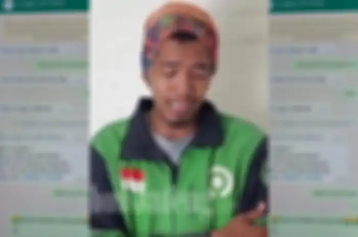 Nasib Irwanuari Kiswanto, driver ojol yang tabungannya senilai Rp 65 juta ludes.