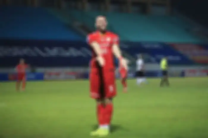 Ilustrasi. Marko Simic putuskan cabut dari klub sepak bola Persija Jakarta, intip gayanya naik motor trail Yamaha.