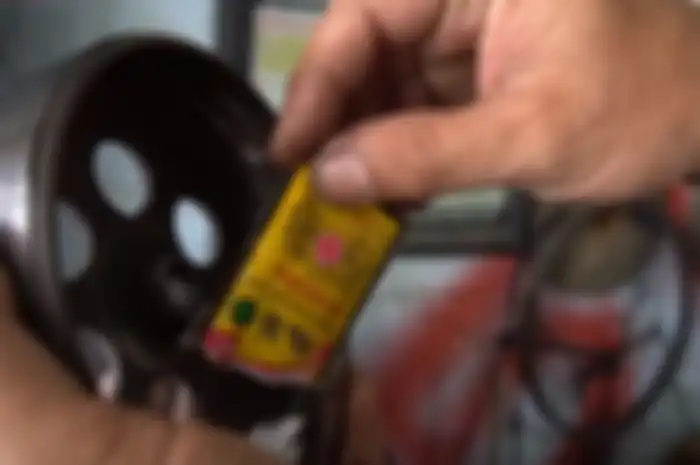 Pemakaian obat sakit kepala bisa hilangkan selip pada CVT motor matic, perjalanan mudik jadi lancar.