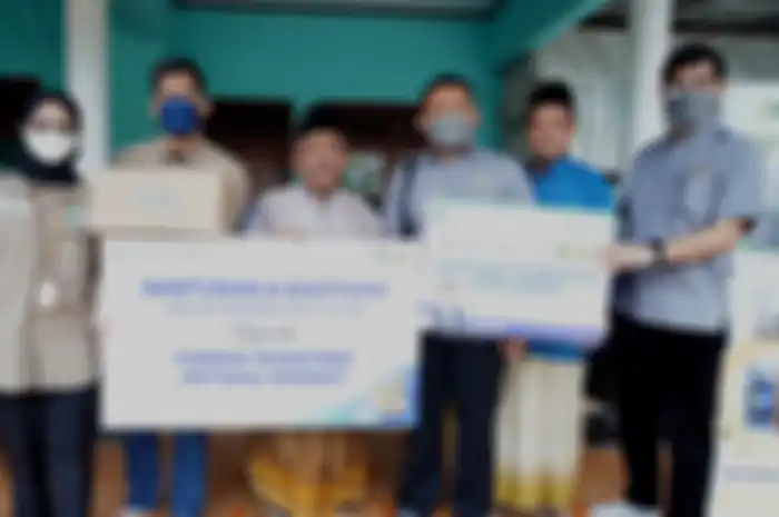  Oli Evalube Berbagi Kepedulian di Lima Kota