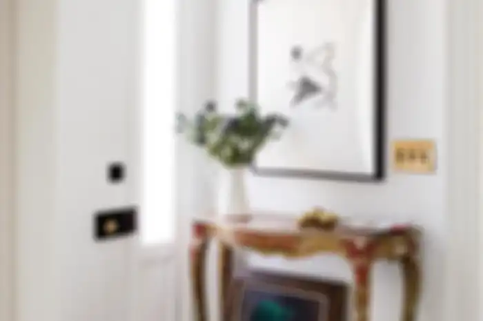 Ilustrasi area pintu masuk rumah
