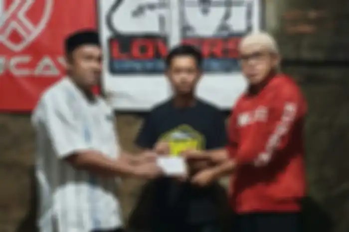 Berkah Ramadan 2022, komunitas Givi Lovers gelar acara buka bersama, berbagi takjil hinga santunan anak yatim.