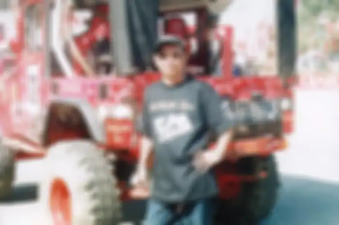 Offroader legendaris Indonesia, Syamsir Alam meninggal dunia.