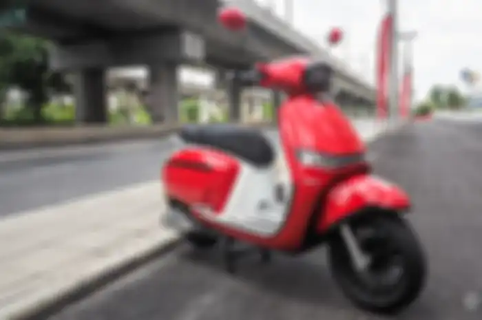 Keeway rilis motor baru 150 cc desain skutik retro siap lawan Vespa dan Yamaha Fazzio.