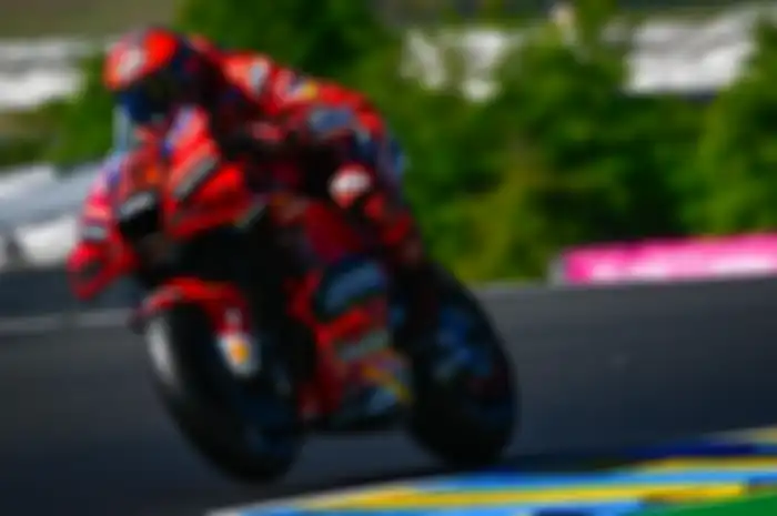 Murid Valentino Rossi, Fransesco Bagnaia (Ducati Lenovo) start terdepan saat balapan besok, Marc Marquez dari posisi segini.