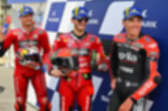 Tiga besar start terdepan atau front row MotoGP Prancis 2022, Jack Miller (kiri), Francesco Bagnaia (tengah) dan Aleix Espargaro (kanan) punya potensi bikin rekor baru