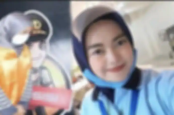 Neneng Umaya yang murka gegara akan diceraikan suaminya mengaku eksekusi Dini Nurdiani sendirian. Begini peran suami Neneng. 