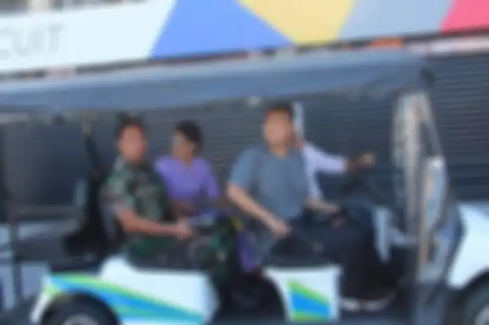 Panglima TNI Jenderal Andika Perkasa melakukan kunjungan ke sirkuit Mandalika, Lombok, NTB, pada Sabtu (14/5/2022).