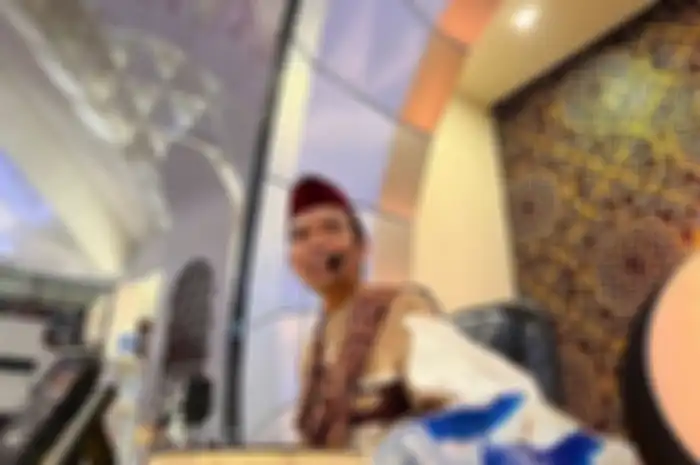 Ustaz Abdul Somad dideportasi Singapura. Rupanya sang ulama pernah diusir dari negara ini. Foto kondisi UAS viral. 