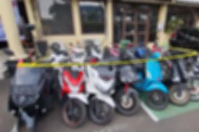 Hasil curian 5 maling motor mulai Honda PCX, NMAX, hingga Vespa diciduk polisi, modusnya tipu-tipu bocah pemilik motor.