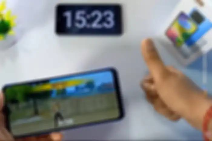 Main game Free Fire di Redmi 10A