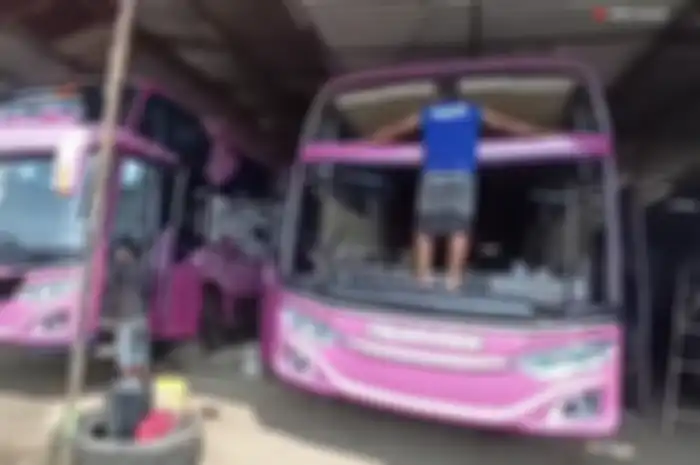 Foto netizen memberi bukti bus Pandawa yang alami kecelakaan maut di Ciamis cuma kendaraan bekas dari perusahaan ini. 